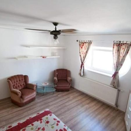 Geri Apartman Apartment Heviz Exterior photo